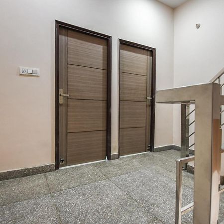 Hotel O Hi Tech Панчкула Екстер'єр фото