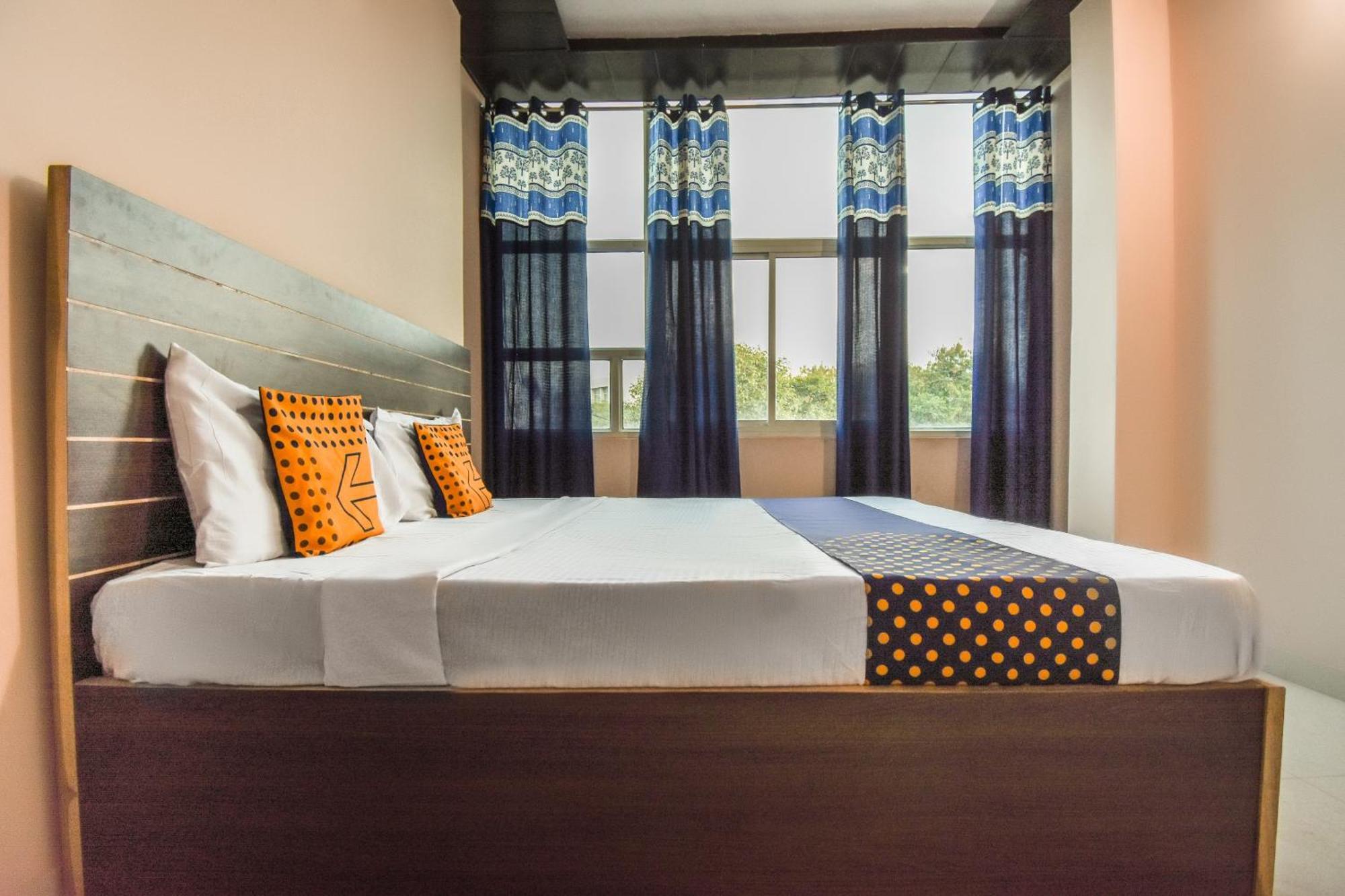Hotel O Hi Tech Панчкула Екстер'єр фото